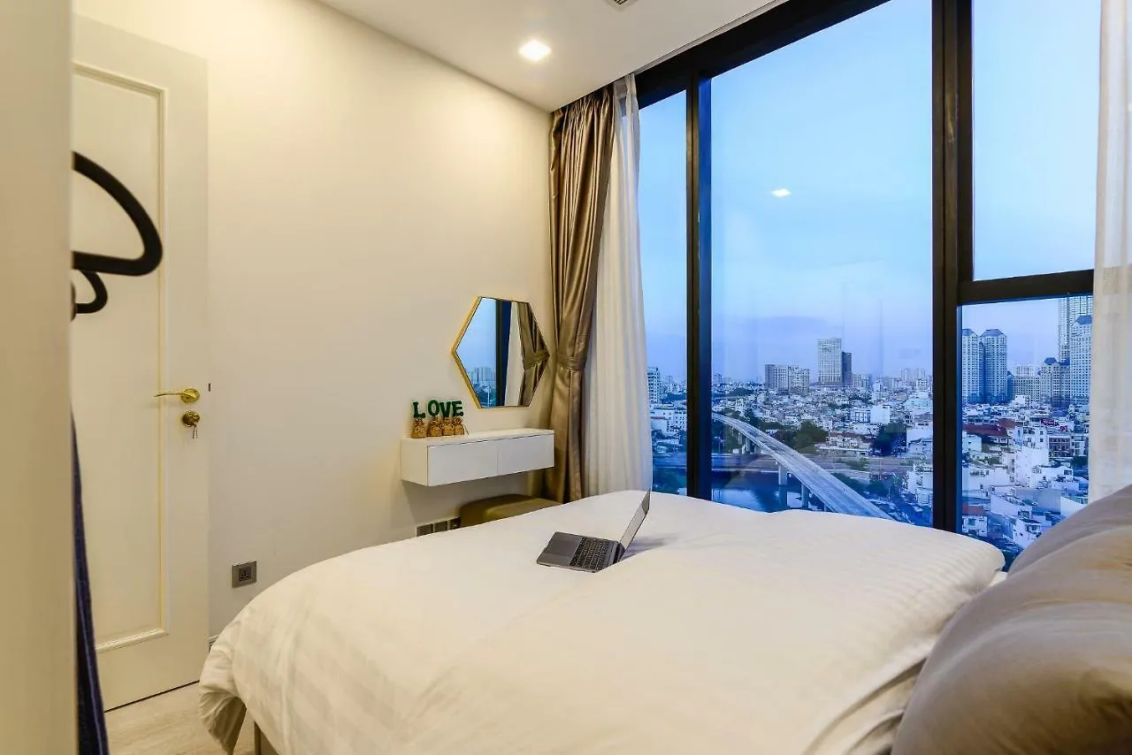 Aqua Apartment: Vinhome Stunning View Ho Chi Minh City Apartment