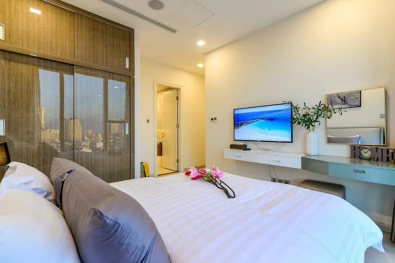 Aqua Apartment: Vinhome Stunning View Ho Chi Minh City Vietnam